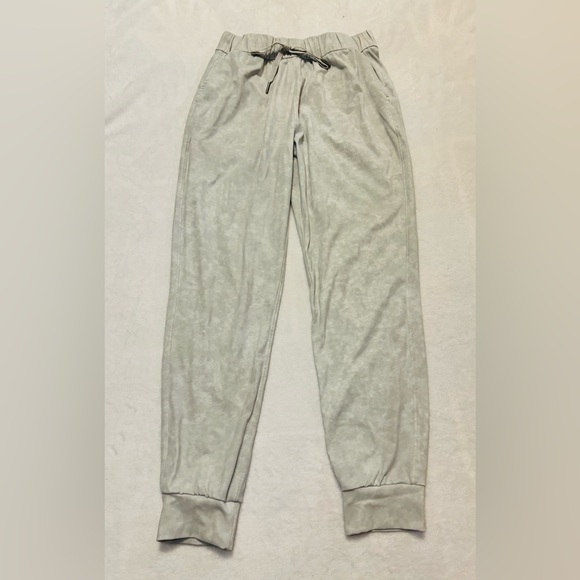 Zuty Pants - Women’s Gray Drawstring Zuty Grayish\Silver Joggers Size Small EUC
